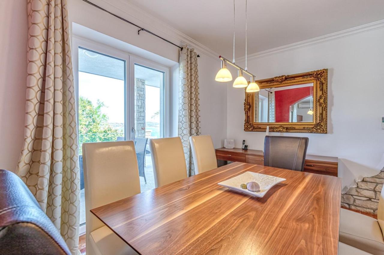 Villa Milena With Pool And Sea View Црвений Врх Екстер'єр фото