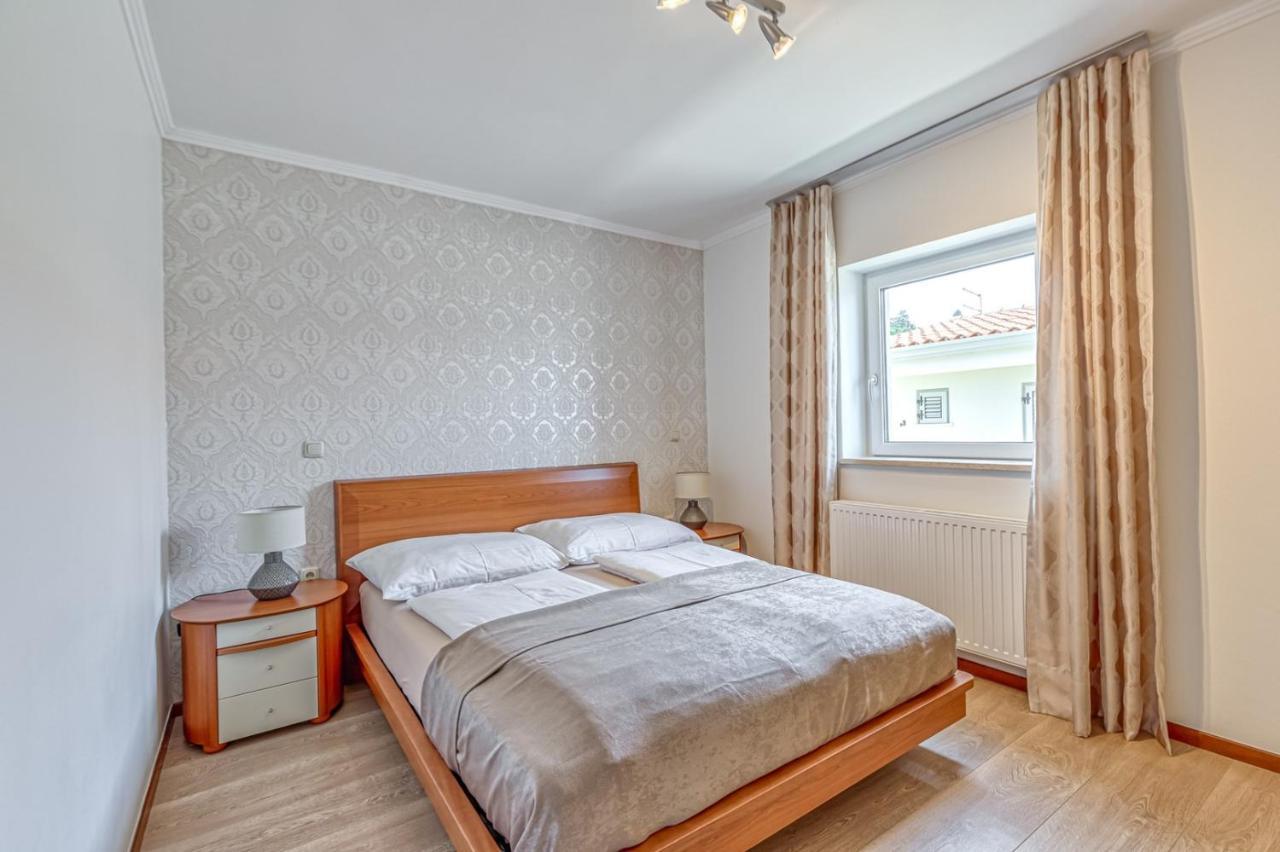 Villa Milena With Pool And Sea View Црвений Врх Екстер'єр фото