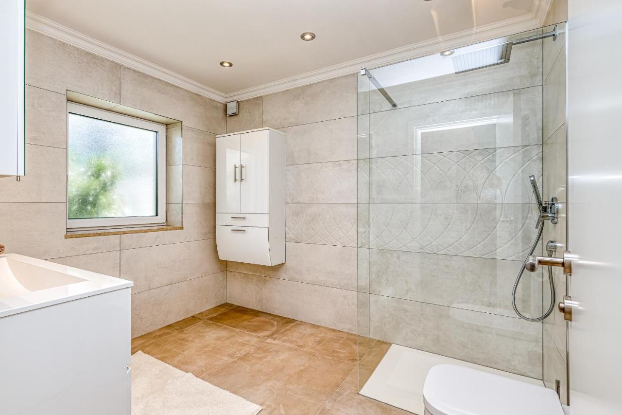 Villa Milena With Pool And Sea View Црвений Врх Екстер'єр фото